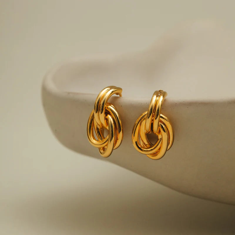 Interlocking Oval Drop Earrings