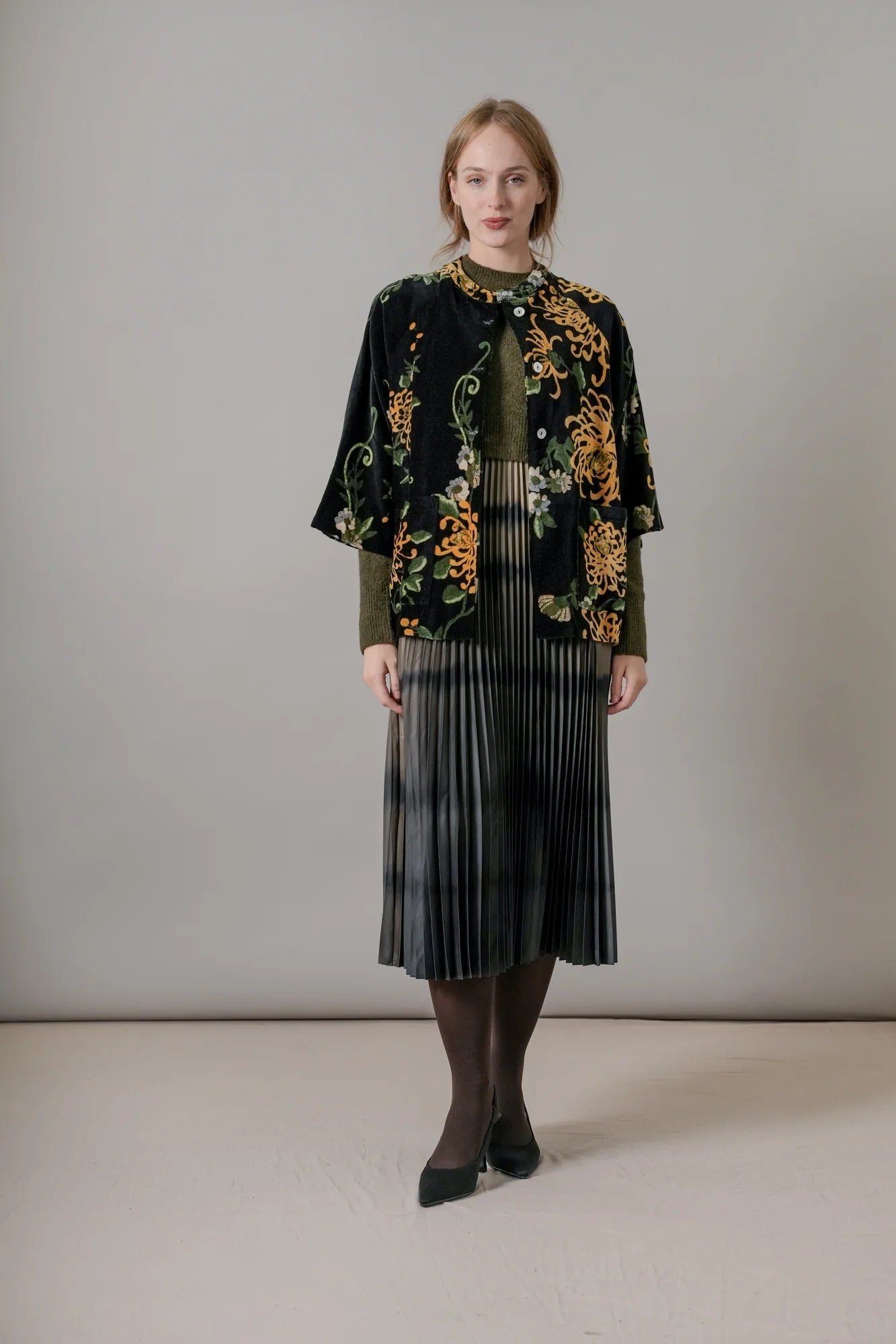 100 Stars Velvet Jacket -  Chrysanthemum Black